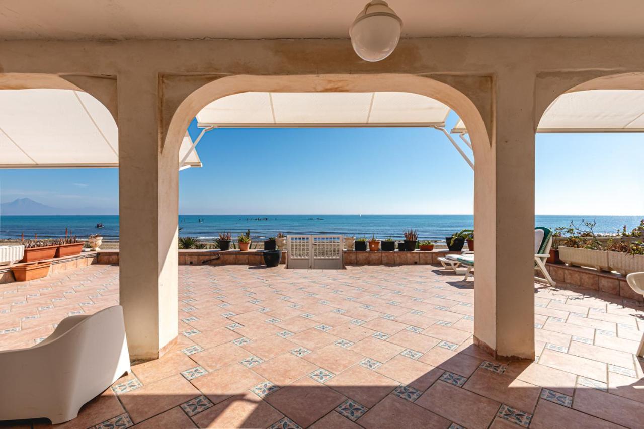 Beachfront Bliss: Apartamento A Pie De Playa Аліканте Екстер'єр фото