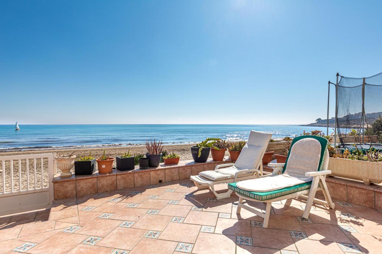 Beachfront Bliss: Apartamento A Pie De Playa Аліканте Екстер'єр фото